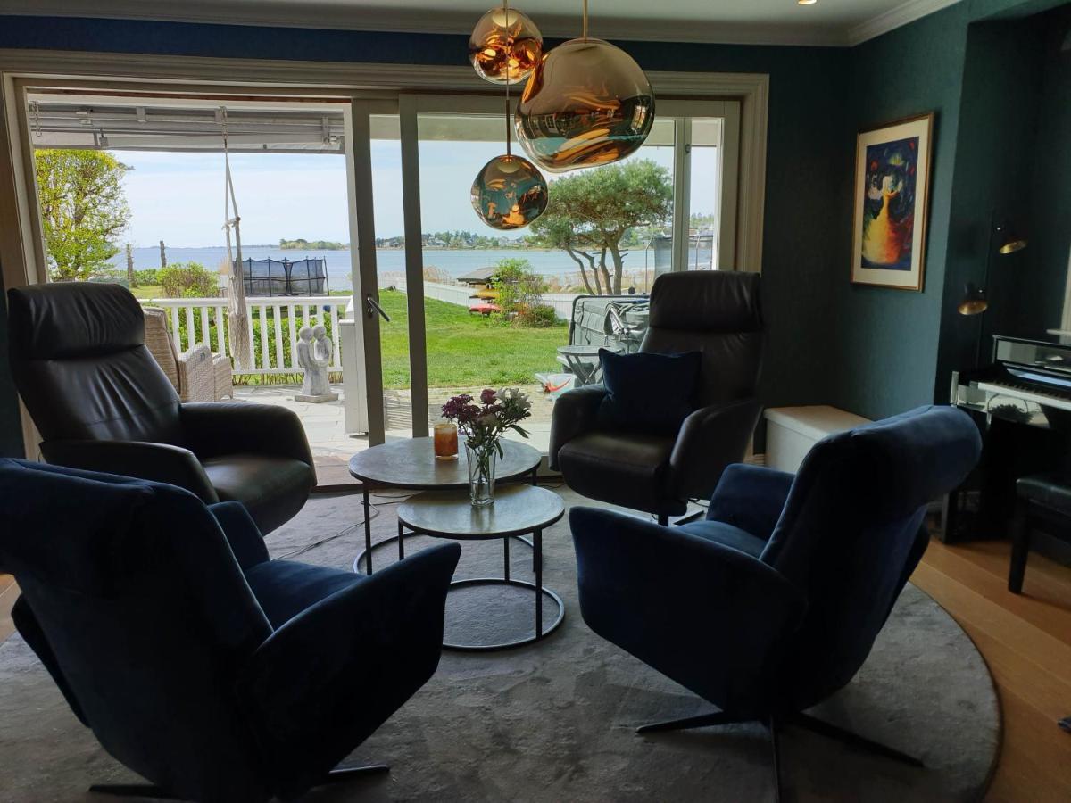 Beach Front Villa In Tonsberg Norway Only July 20-25 Bagian luar foto