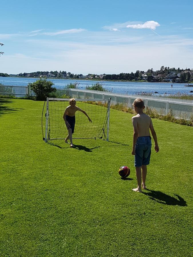 Beach Front Villa In Tonsberg Norway Only July 20-25 Bagian luar foto